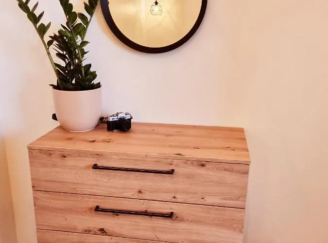 Supeluse 7-1 Guest By Annalie