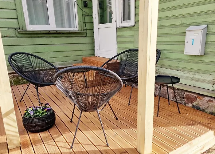 Supeluse 7-1 Guest By Annalie Parnu